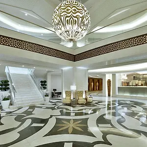 كونراد مكة