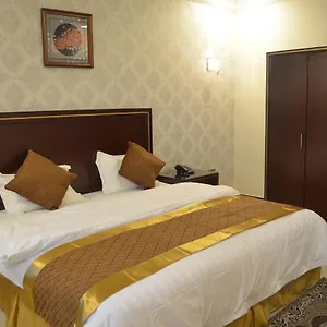 المنزل الذهبي للشقق المفروشة 4* الدمام